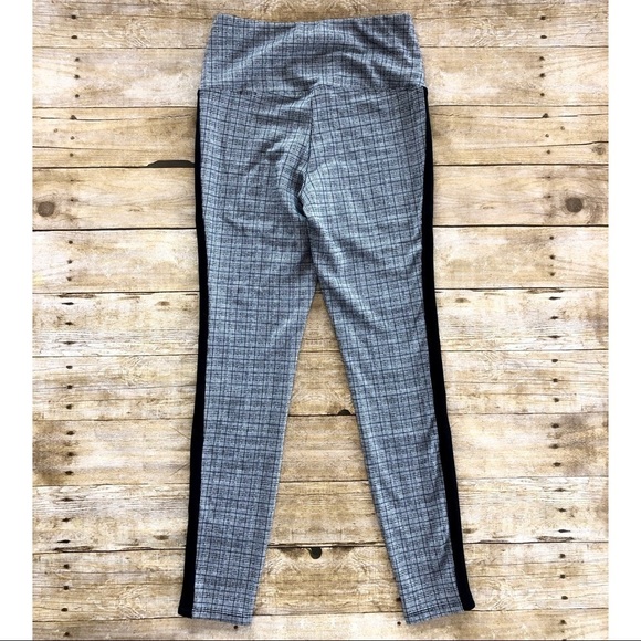 Lysse Signature Plaid Side Striped Legging - Picture 5 of 7